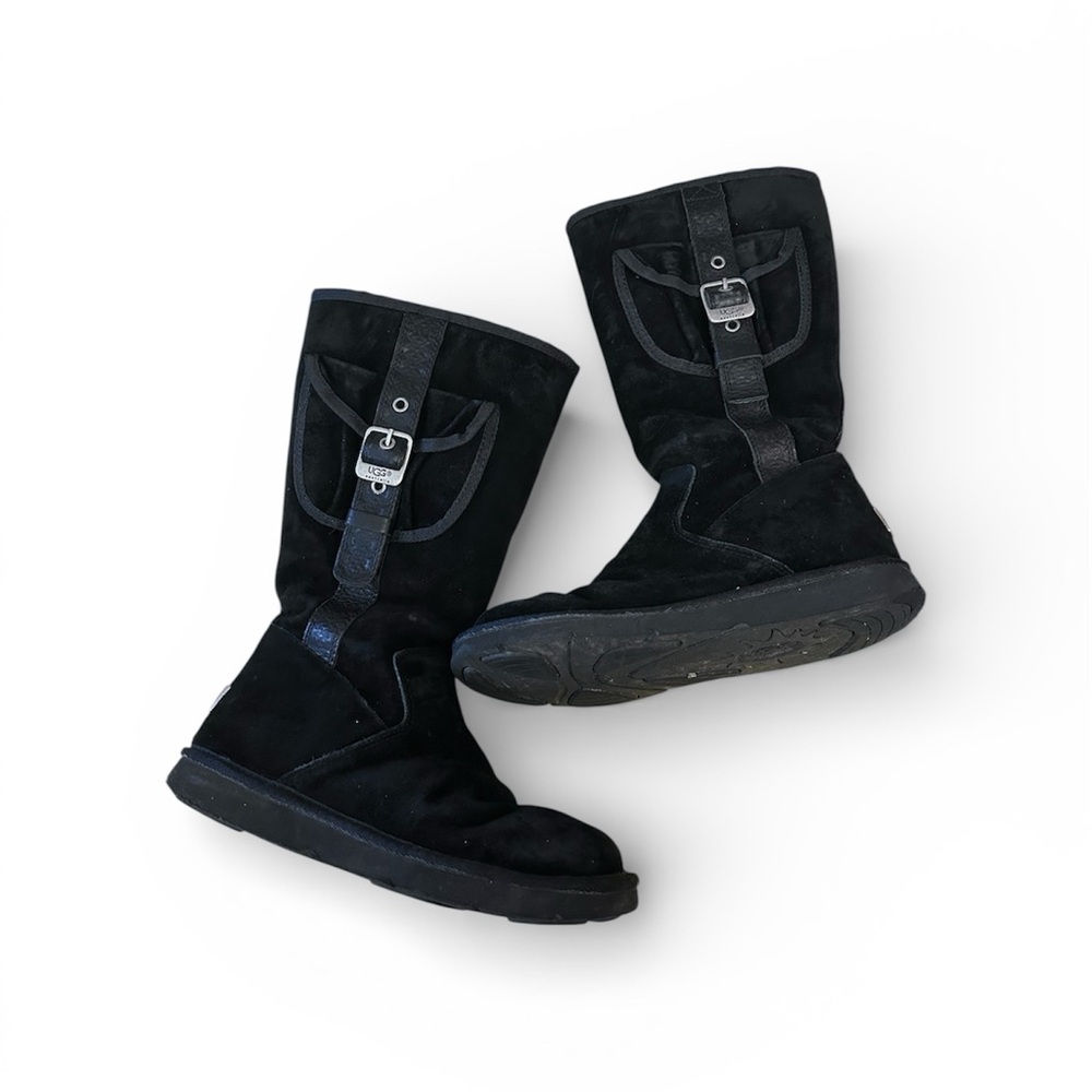 Women’s 8 UGG Australia Suede Sheepskin Black Mid Calf Cargo II Boot